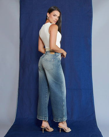 JEANS MUJER CULOTTE TIRO ALTO COLOR AZUL CLARO SILUETA AMPLIA