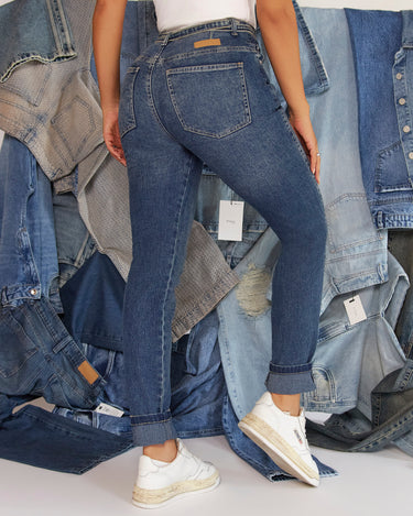 JEAN MUJER SKINNY TIRO ALTO COLOR AZUL MEDIO SILUETA AJUSTADA