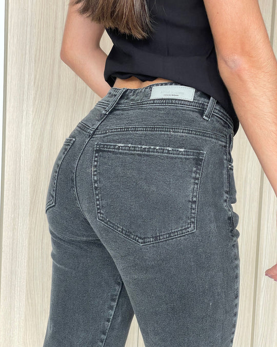 JEAN DAMA MOMFIT TIRO ALTO REF. 17450