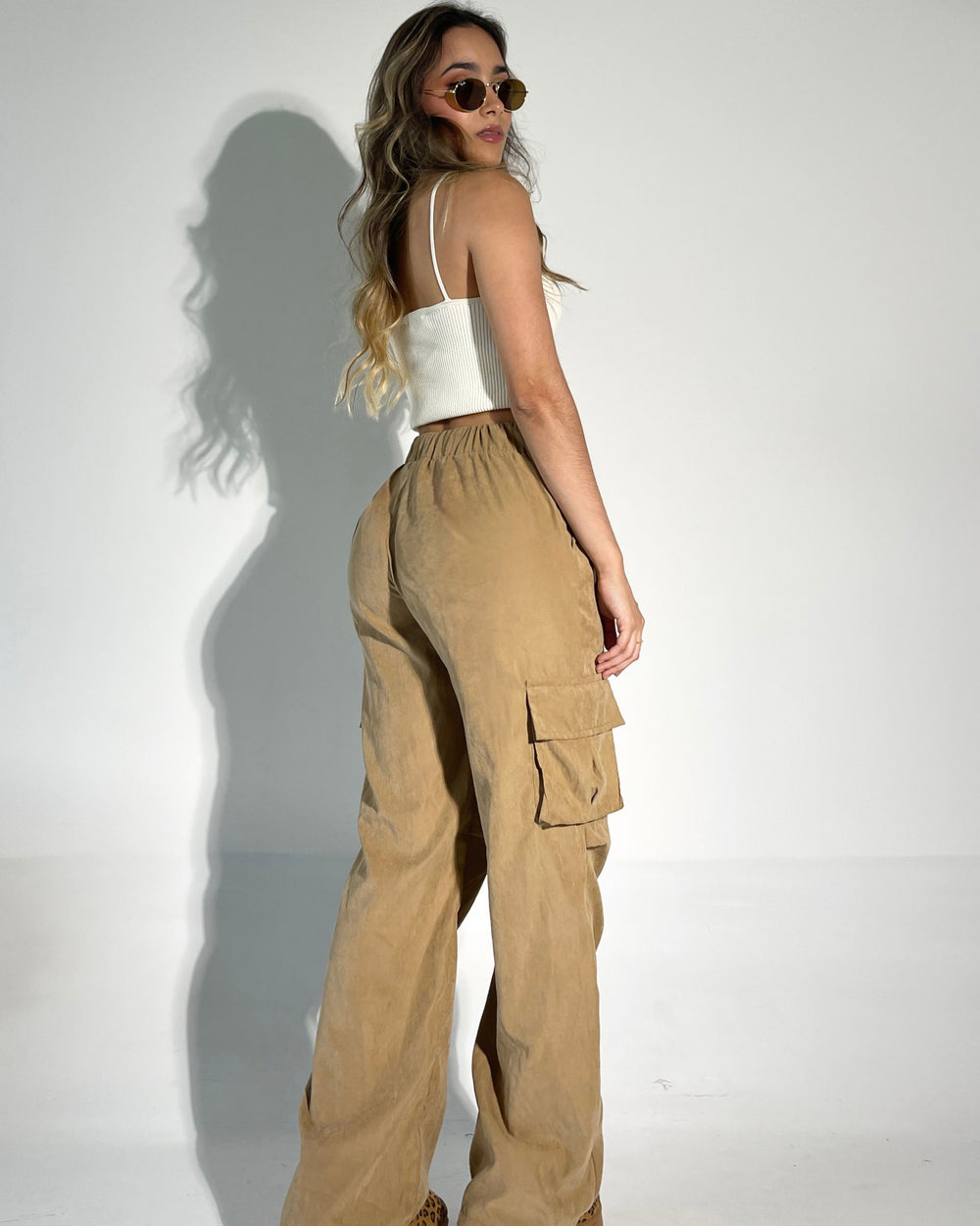 PANTALON DAMA BOTA RECTA CARGO TIRO ALTO REF. 17498