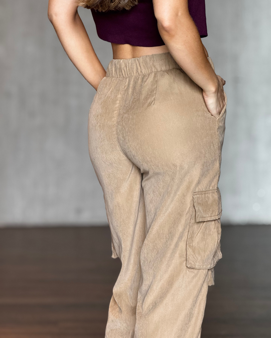 PANTALON DAMA BOTA RECTA CARGO TIRO ALTO REF. 17498
