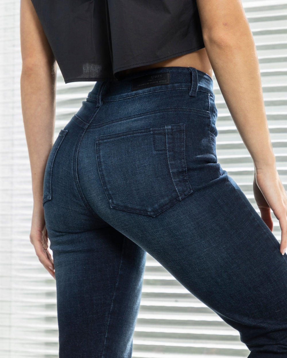 JEAN DAMA MOMFIT TIRO ALTO REF. 17538