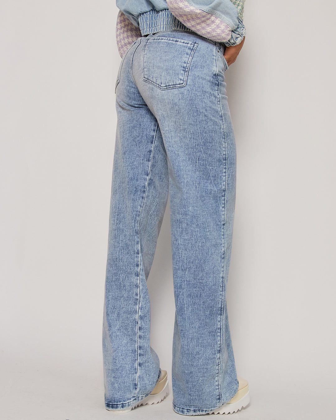PANTALON DAMA BOTA RECTA TIRO ALTO REF. 18349