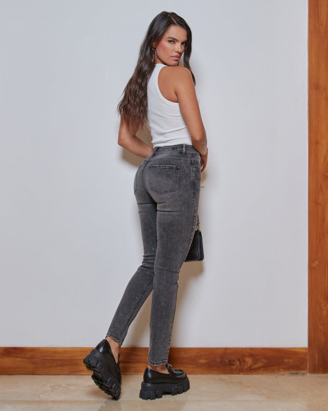 PANTALON DAMA SKINNY TIRO ALTO REF. 18148