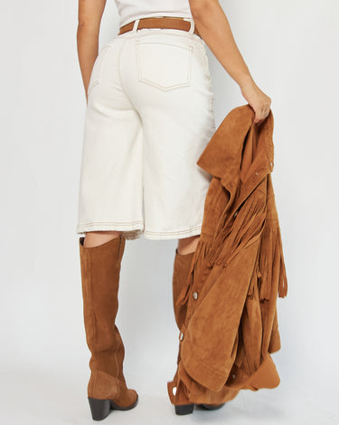 BERMUDA MUJER TIRO ALTO COLOR IVORY SILUETA AMPLIA