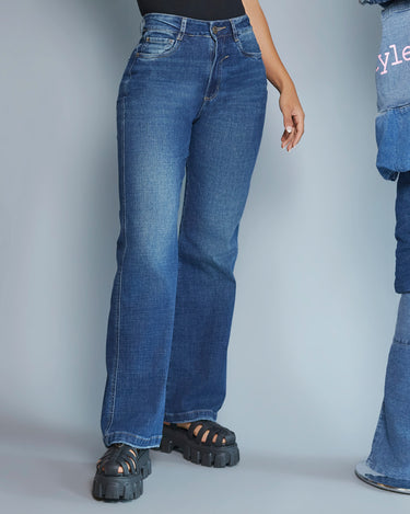 JEAN MUJER BOTA RECTA TIRO ALTO COLOR AZUL OSCURO SILUETA AMPLIA