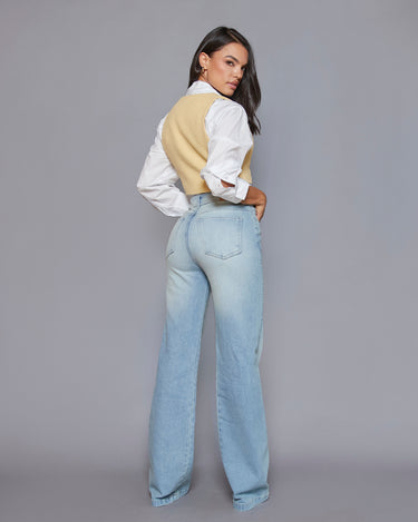 JEAN MUJER BOTA RECTA COLOR AZUL CLARO SILUETA AMPLIA