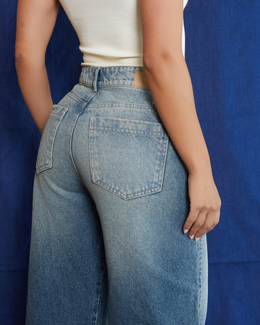 JEANS MUJER CULOTTE TIRO ALTO COLOR AZUL CLARO SILUETA AMPLIA