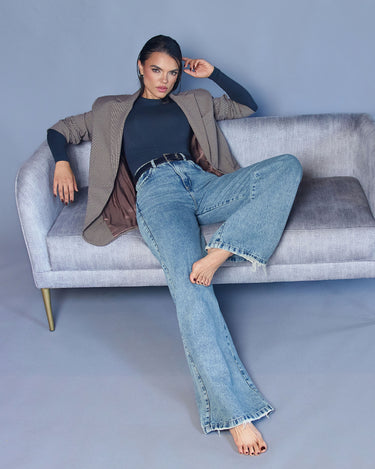 JEAN MUJER WIDE LEG TIRO ALTO COLOR AZUL CLARO SILUETA AMPLIA