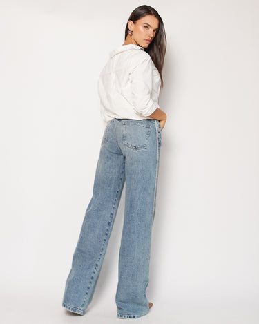 JEAN MUJER WIDE LEG TIRO ALTO COLOR AZUL CLARO SILUETA AMPLIA