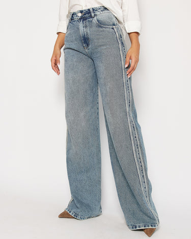 JEAN MUJER WIDE LEG TIRO ALTO COLOR AZUL CLARO SILUETA AMPLIA