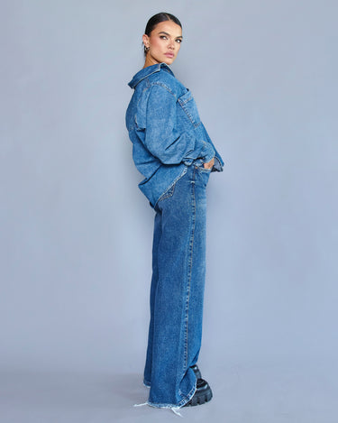 JEAN MUJER WIDE LEG TIRO ALTO COLOR AZUL MEDIO SILUETA AMPLIA