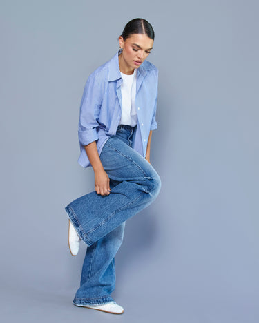 JEAN MUJER WIDE LEG TIRO ALTO COLOR AZUL MEDIO SILUETA AMPLIA