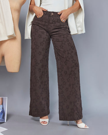 JEAN MUJER WIDE LEG TIRO ALTO COLOR CAFÉ SILUETA AMPLIA